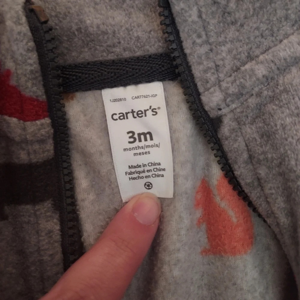 Carter’s 3-Piece Animal Vest Set in Size 3 Month - Picture 6 of 6